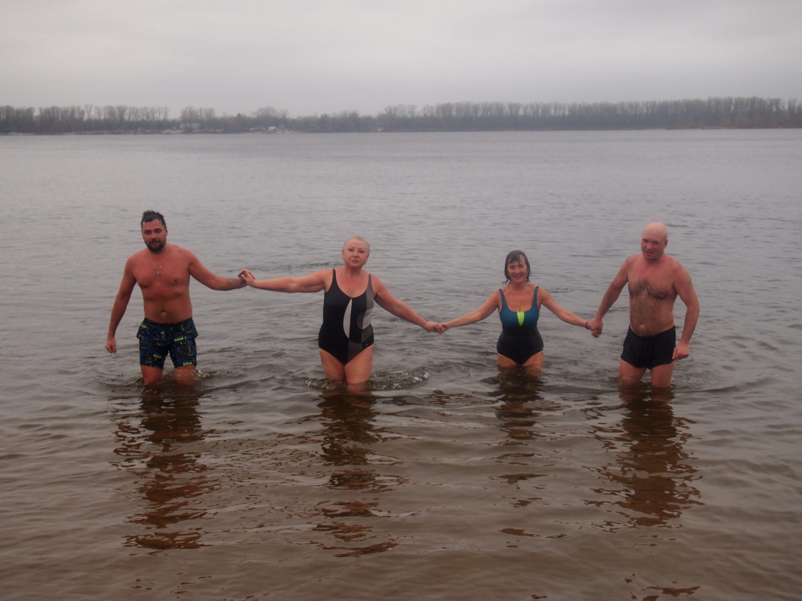 Сезон в самарском клубе зимнего плавания открылся сразу несколькими достижениями