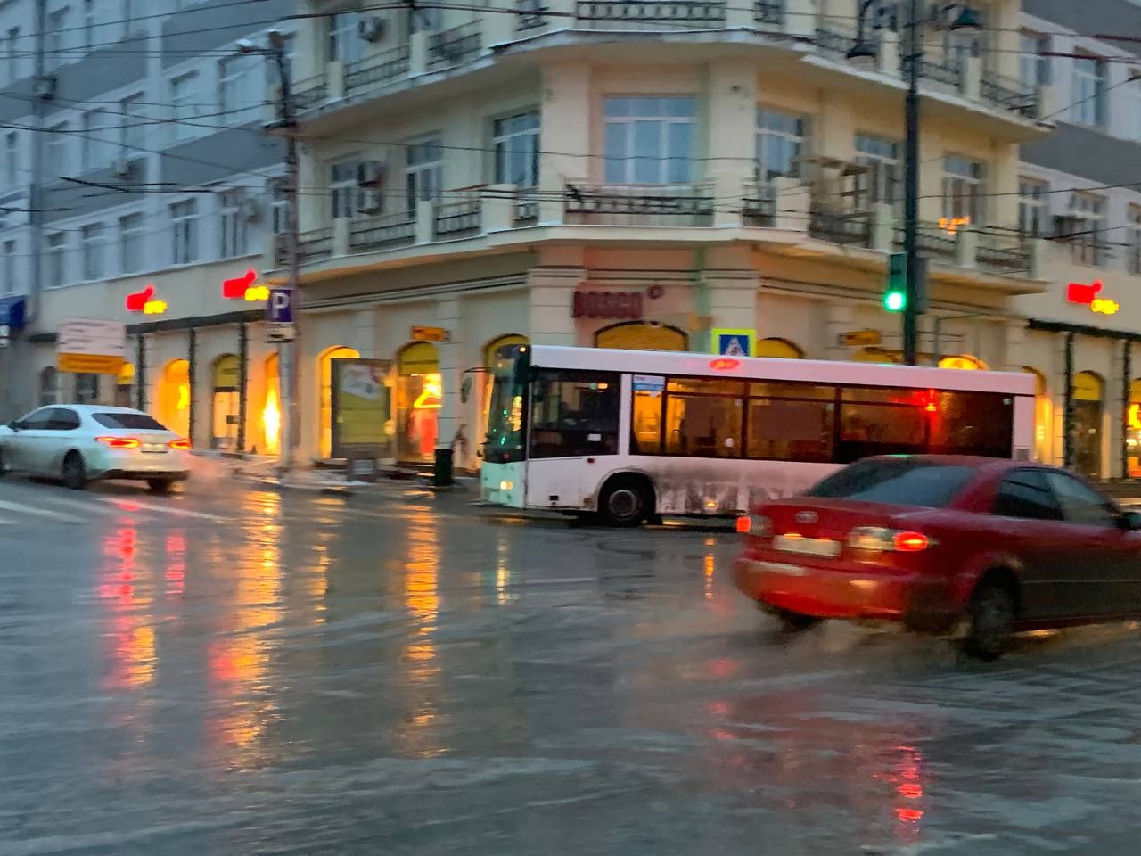 Маршруты общественного транспорта в Самаре на особом контроле при текущей погоде