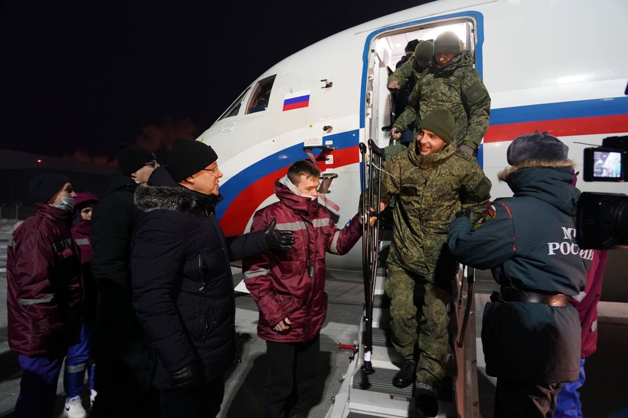 В Самаре приземлился второй самолет с военнослужащими из ростовского госпиталя