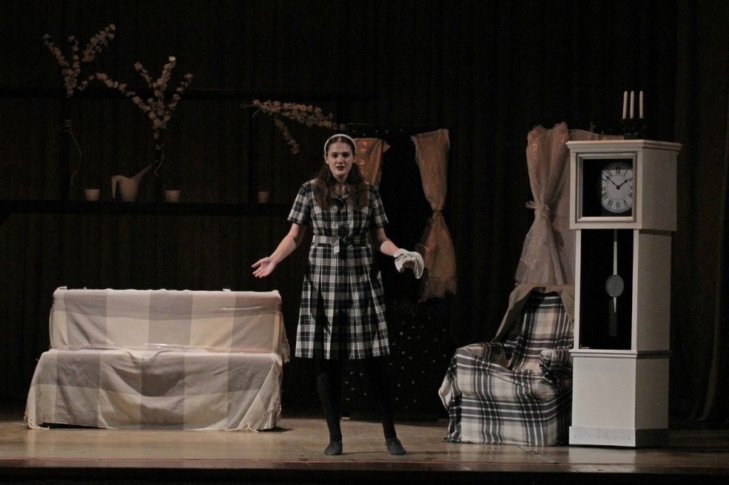 Актриса театра «Ремарка» Олеся Дубровина: После спектакля люди выходят со слезами на глазах