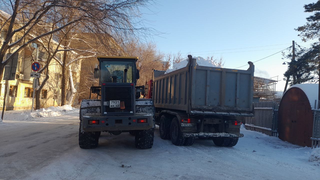 Самарские коммунальщики сосредоточатся на вывозе снега и очистке прилотковой части дорог