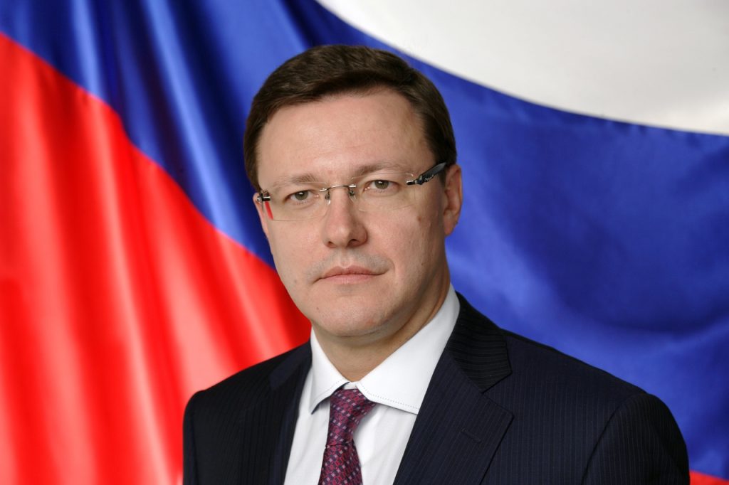 Губернатор Дмитрий Азаров поздравил защитников Отечества в зоне СВО