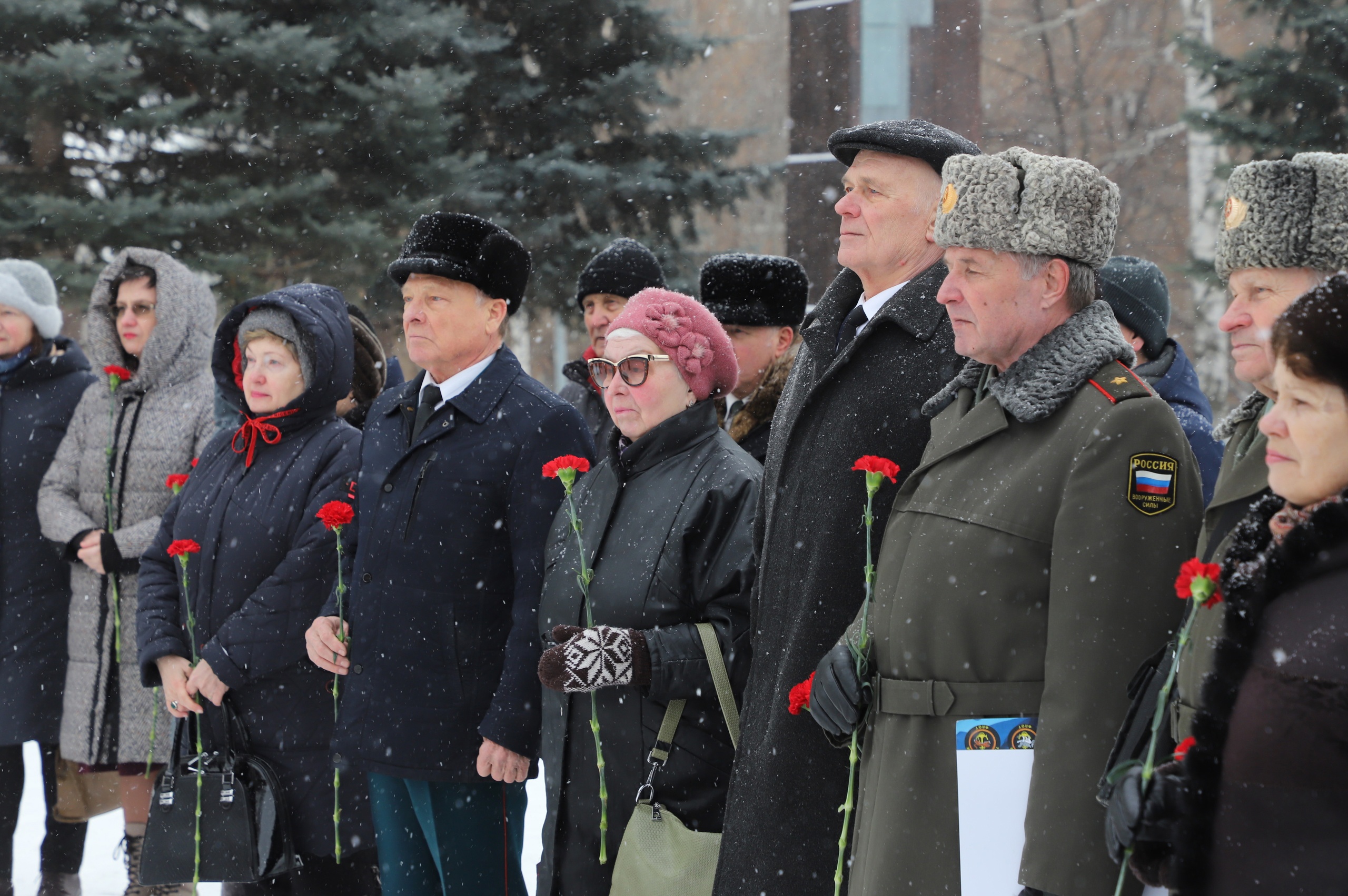 Ветераны и школьники Самары почтили память воинов-интернационалистов