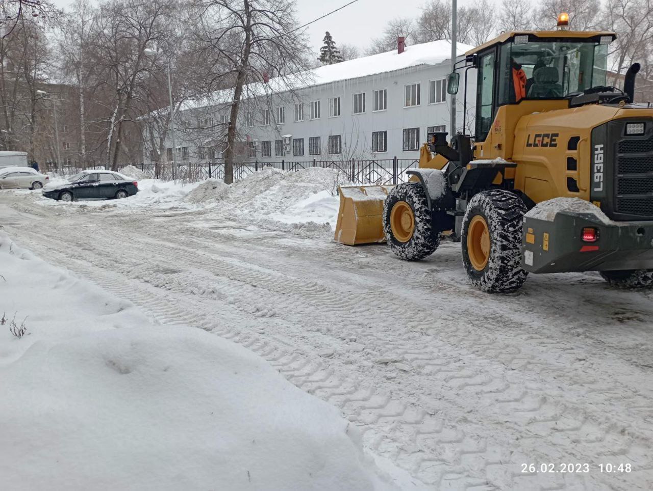 Глава Самары проверила, как организована уборка города от снега и наледи