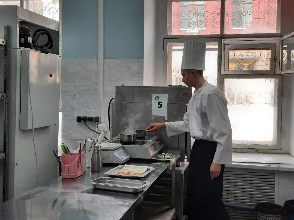 «Дельфийские игры» - путь в наставники: как в Самаре прошли соревнования по кулинарному мастерству