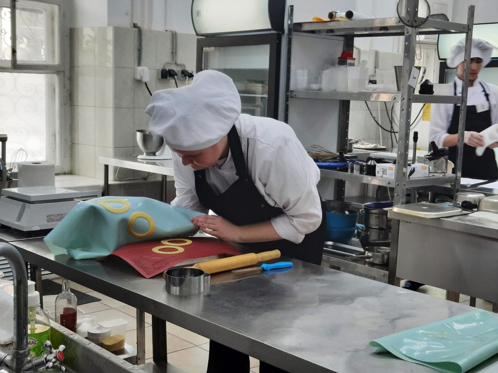 «Дельфийские игры» - путь в наставники: как в Самаре прошли соревнования по кулинарному мастерству