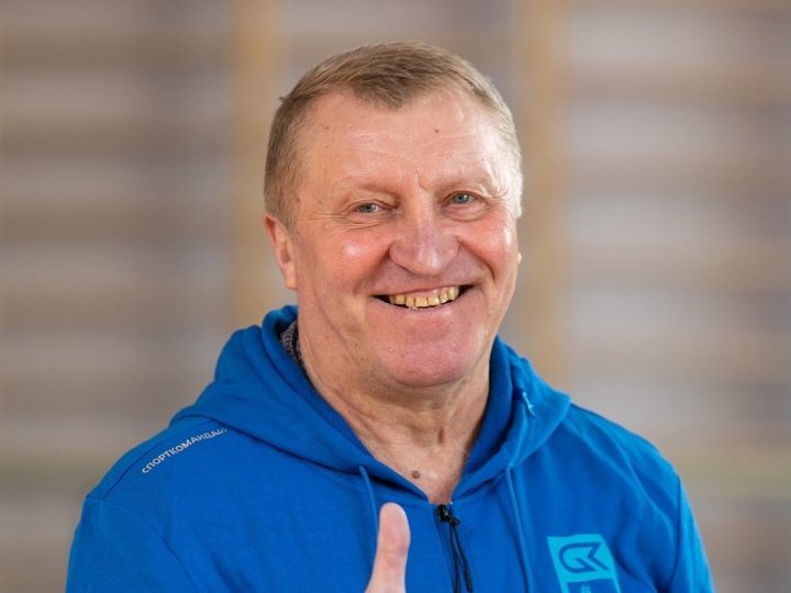 «Искра» в его жизни. Известный самарский волейбольный тренер Евгений Дущенко отметил 70-летие