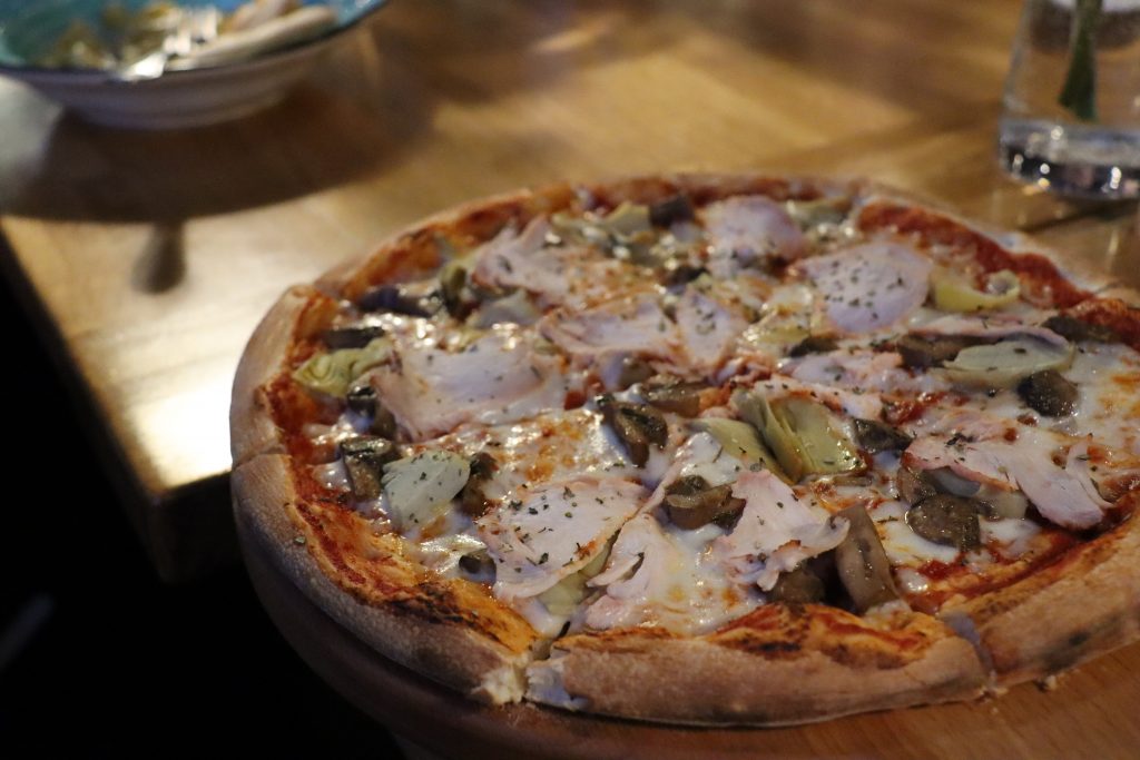 Пицца с артишоками, паста с щечками и суп с морепродуктами: сеть ресторанов «Перчини» и «Перчини на огне» обновила меню