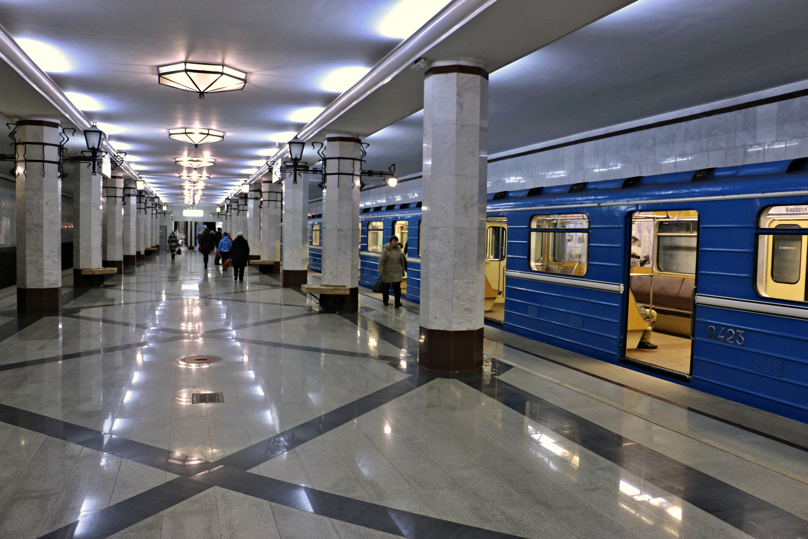 Уборку станций самарского метро оценили в 28 млн рублей