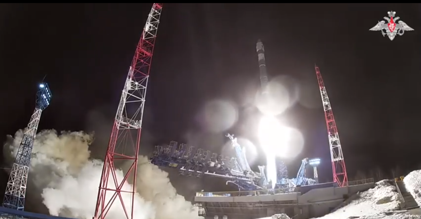 Самарская ракета стартовала с космодрома Плесецк