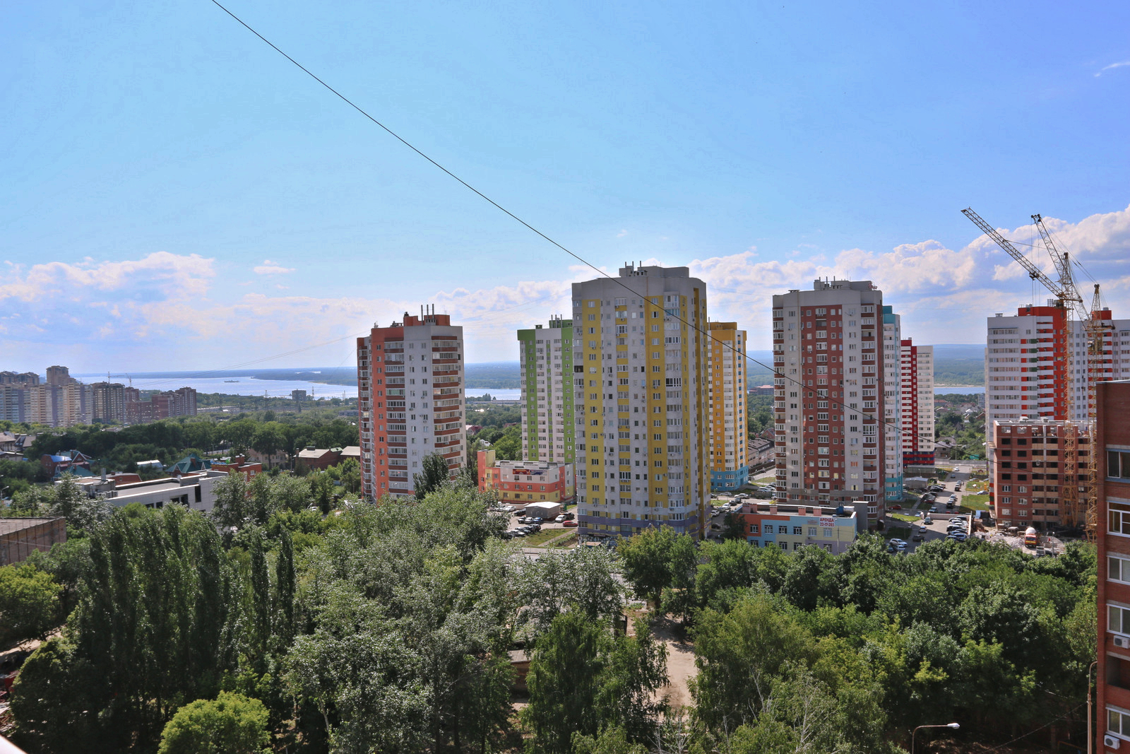 «ЖКХ-контроль» о росте инвестиций в коммуналку и выполнении программы по переселению из аварийного жилья в Самарской области