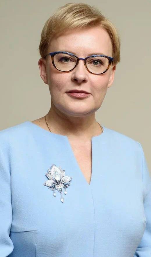 Глава Самары Елена Лапушкина поздравила горожан с Днем работника культуры