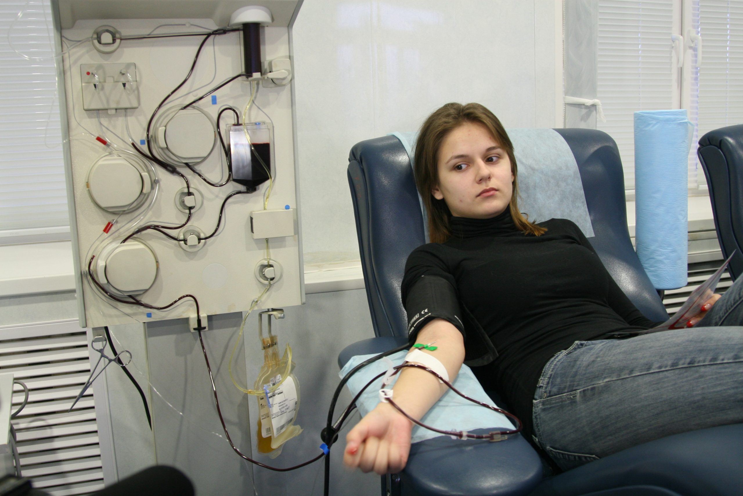 Более 300 жителей Самарской области сдали кровь в День донора