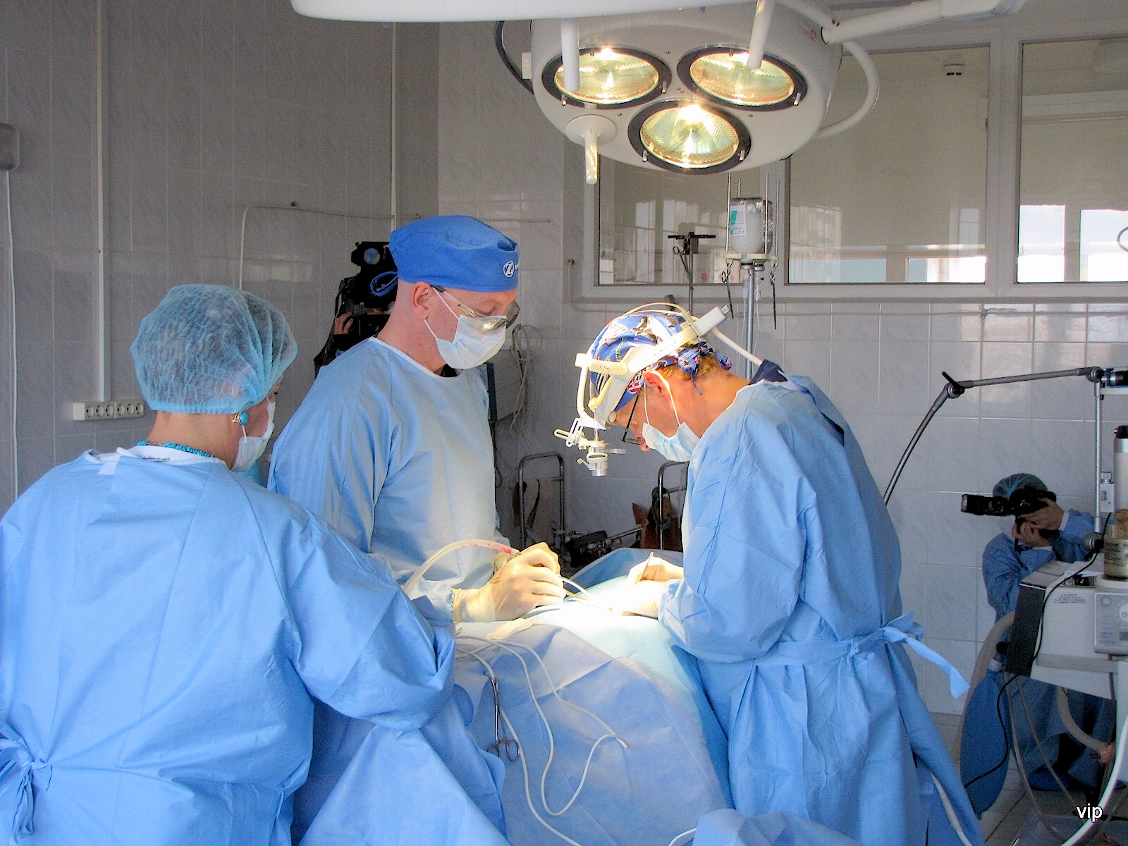 Самарские врачи вырезали опухоль весом семь килограмм