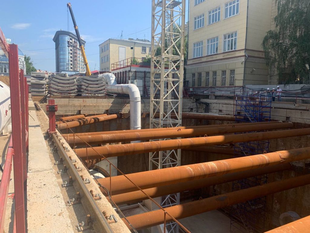 Запущена процедура торгов на поставку и монтаж второго тоннелепроходческого комплекса для строительства станции метро «Театральная»