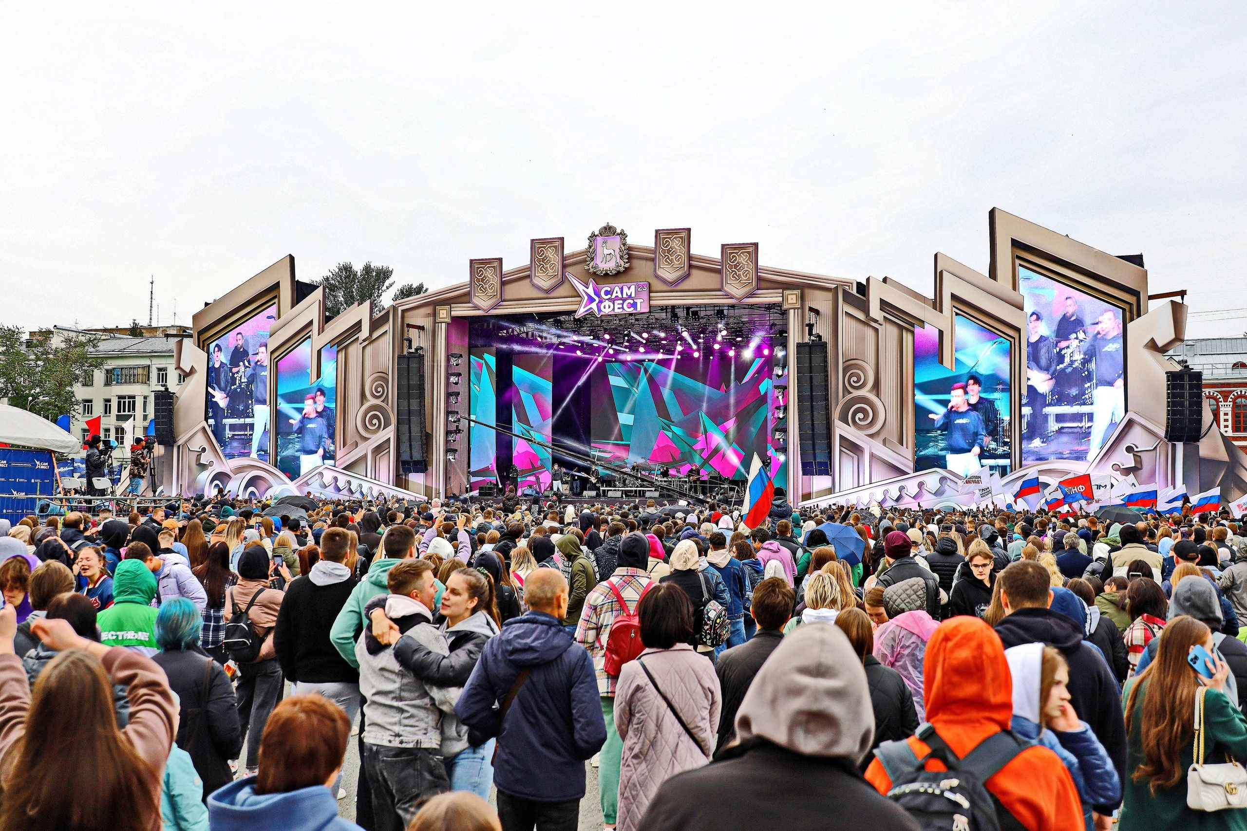 В Самарской области в День России фестиваль авторской музыки «САМ.ФЕСТ» посетили 46 000 зрителей