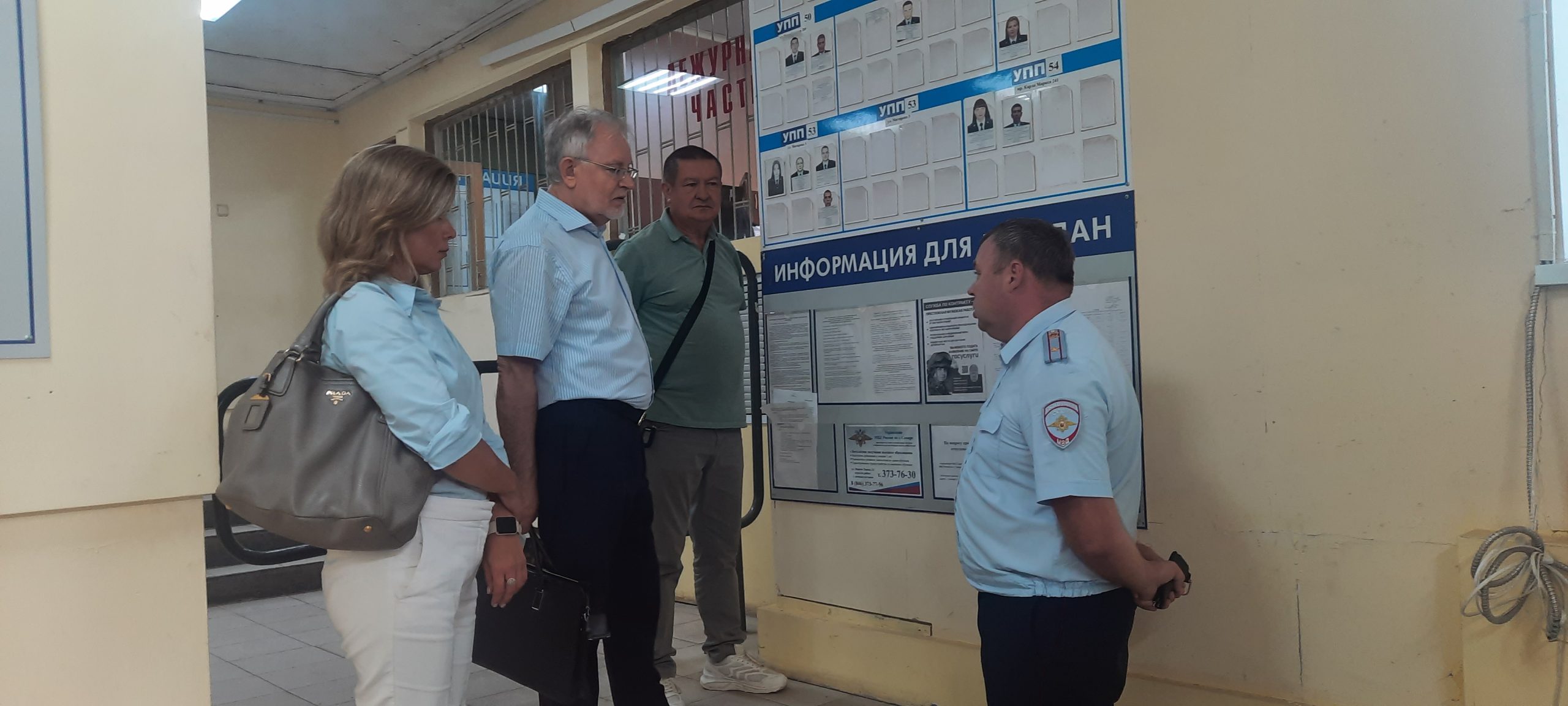 Общественники проверили работу отдела полиции по Октябрьскому району