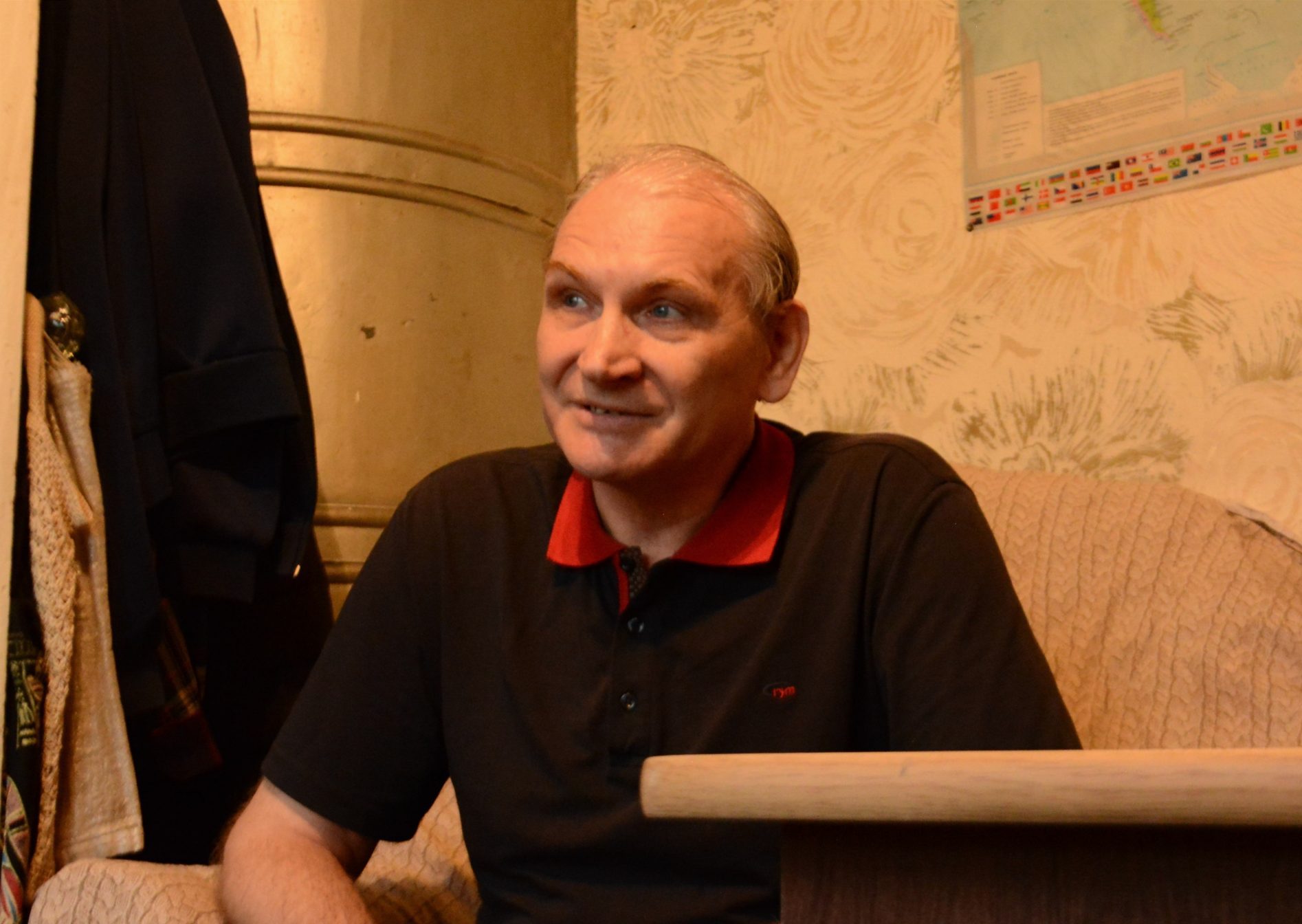 «К пению я отношусь серьезно»: Александр Петянов в 40 лет бросил работу на железной дороге и стал учеником оперной дивы