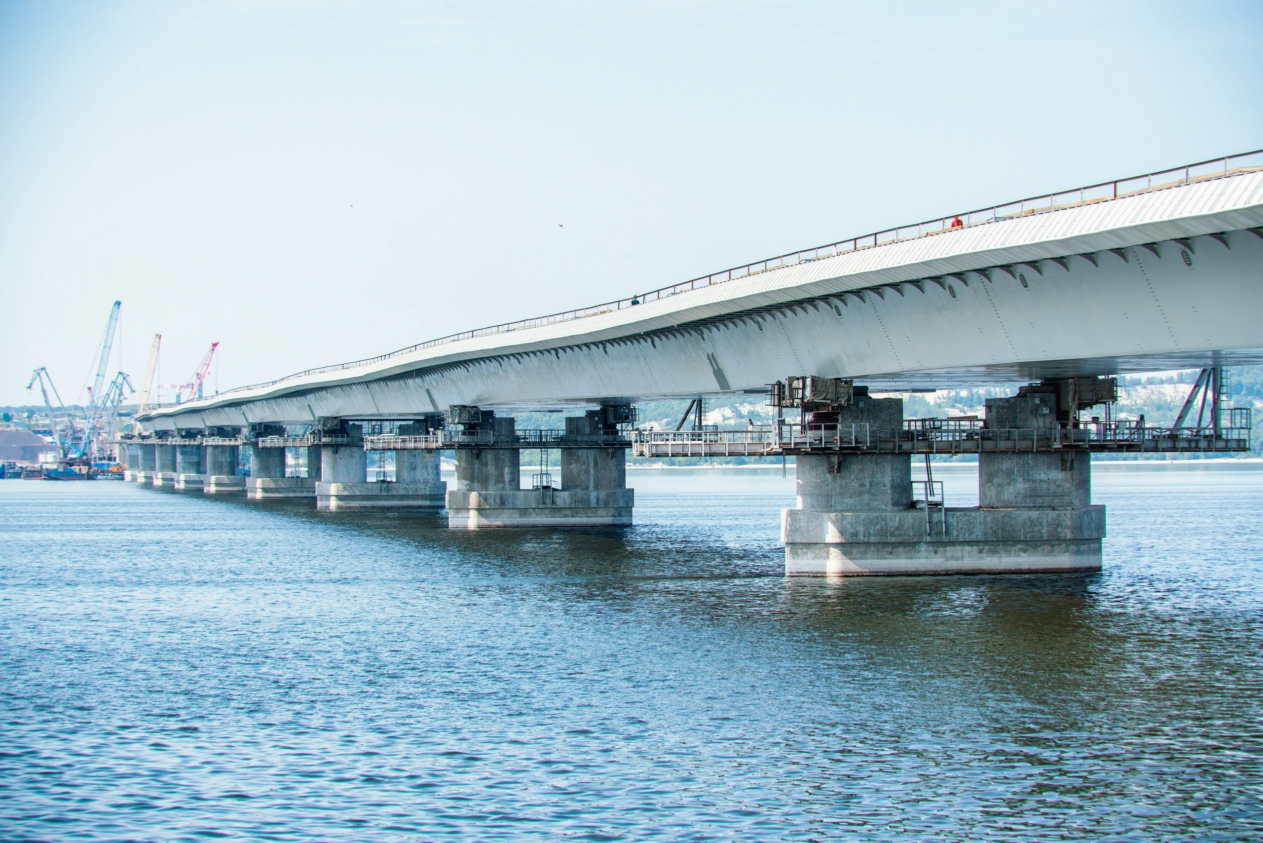 Мост через Волгу в Самарской области и трасса в обход Тольятти готовы более чем на 80 %