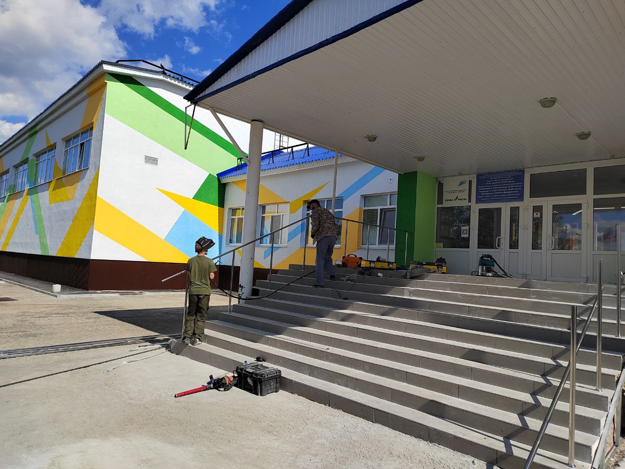 В Самаре и области продолжается подготовка школ к новому учебному году