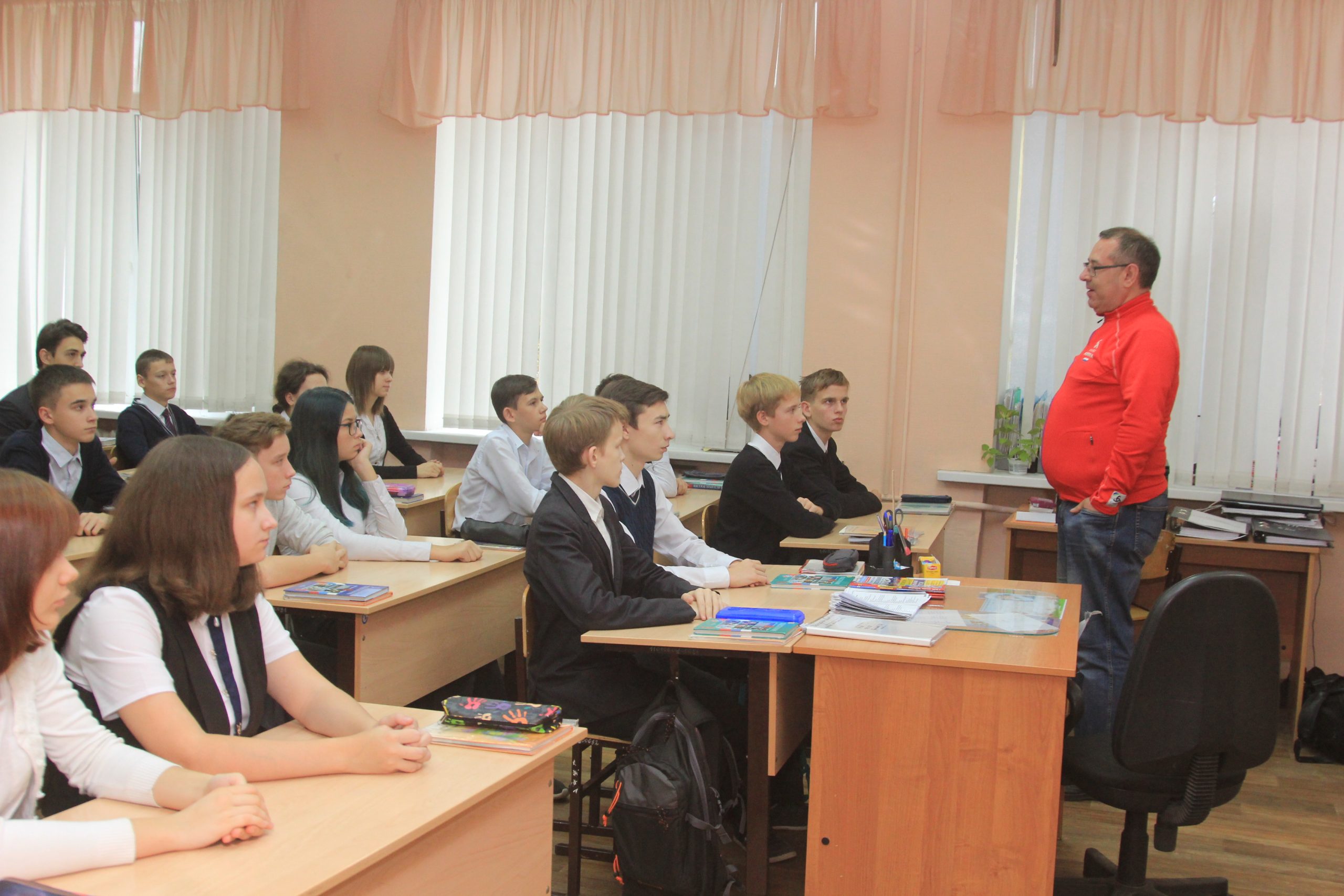 В российских школах стартовал курс по профориентации «Россия - мои горизонты»