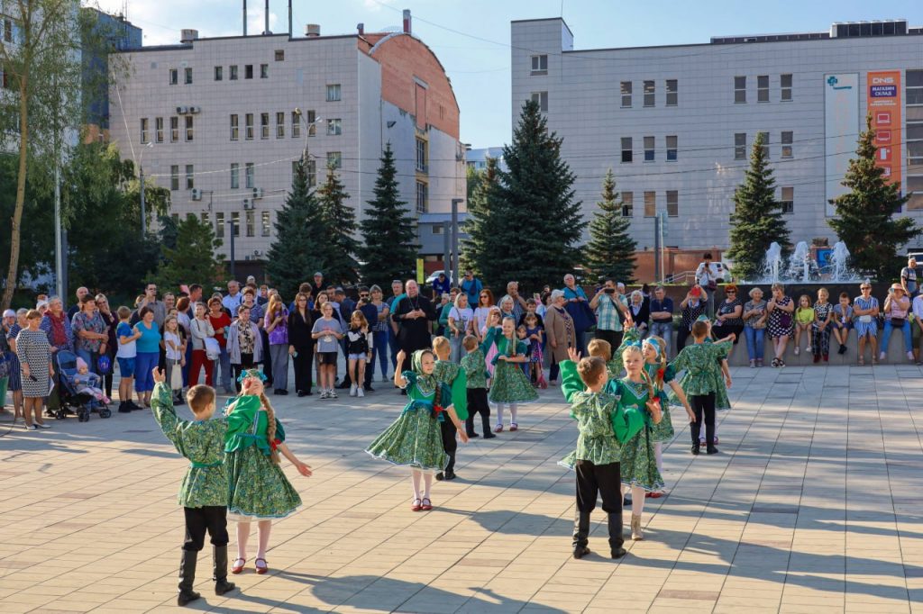 На Воронежской прошел концерт и благотворительная ярмарка