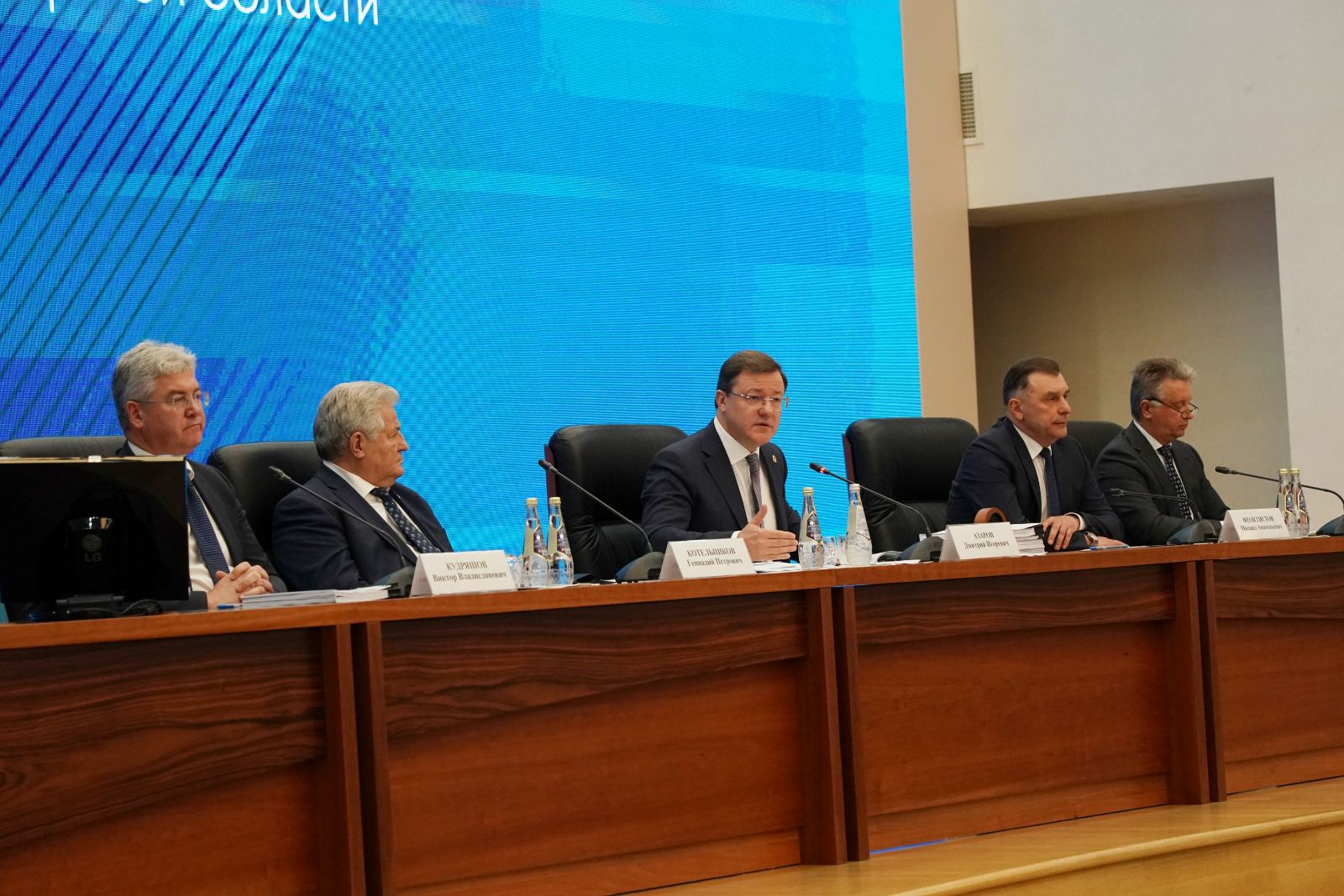Дмитрий Азаров назвал приоритеты бюджета Самарской области на ближайшие три года