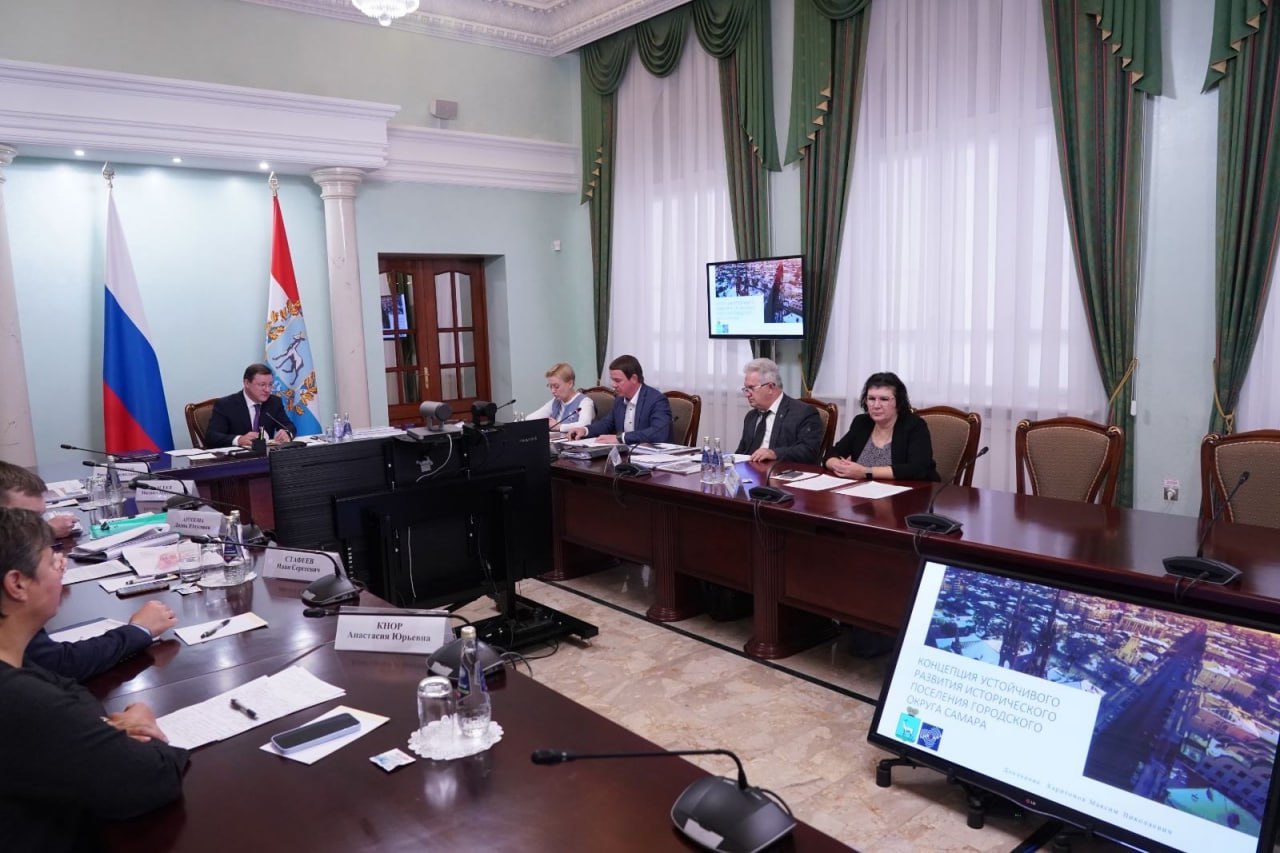 Дмитрий Азаров провел совещание по развитию территории в зоне строительства самарского метро