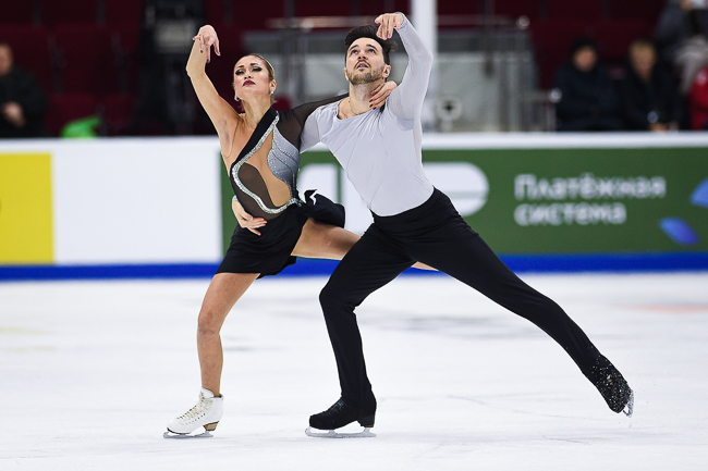Чемпионы России в танцах на льду Егор Базин и Елизавета Худайбердиева выиграли Гран-при России в Самаре