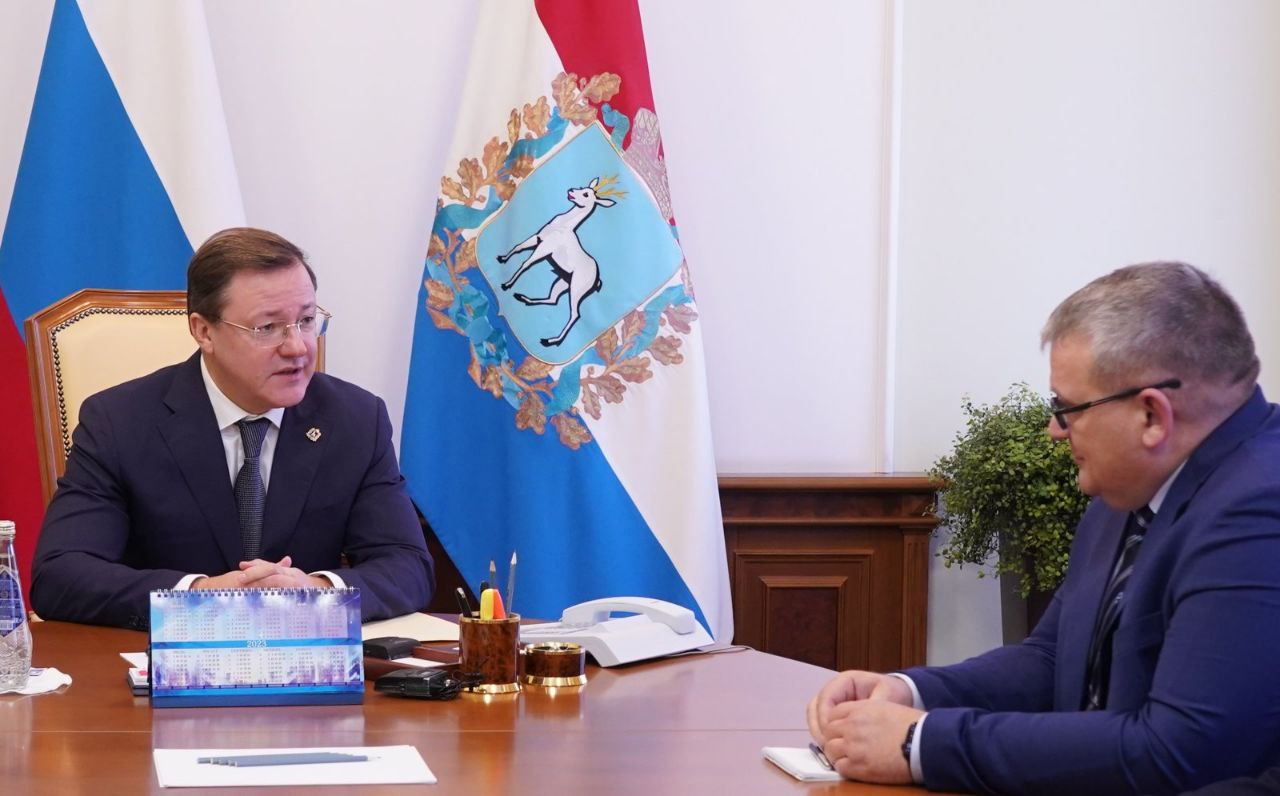 Губернатор провел встречу с начальником пограничного управления ФСБ России по Саратовской и Самарской областям
