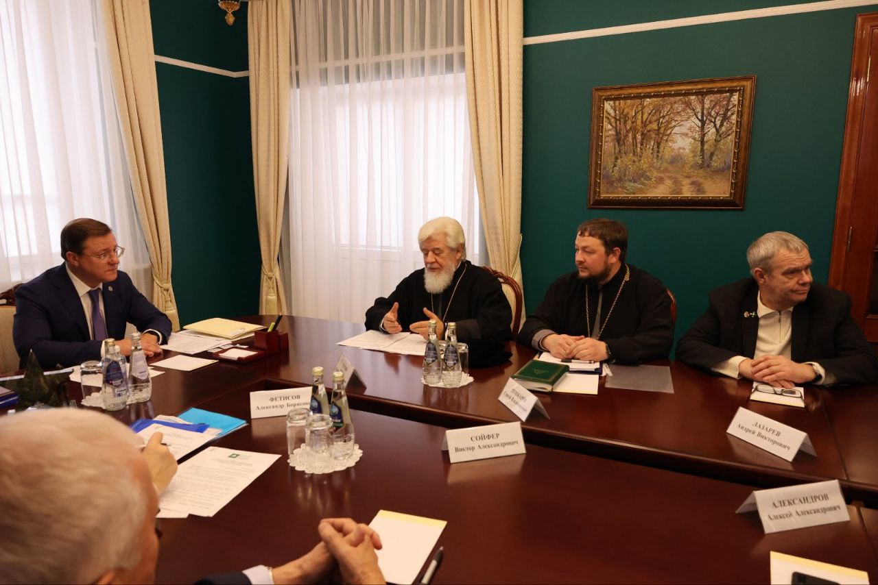 Дмитрий Азаров поддержал инициативу создания совета по укреплению духовно-нравственных ценностей