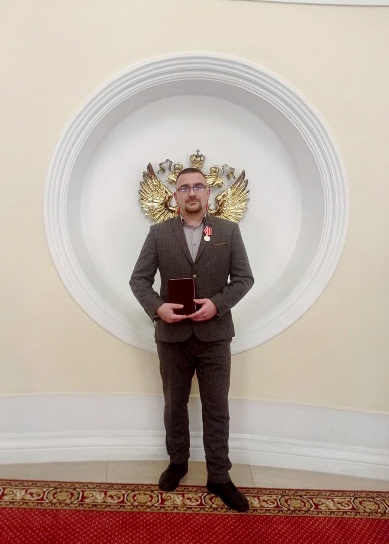 Врача из Самары наградили медалью Луки Крымского за оказание помощи жителям ДНР