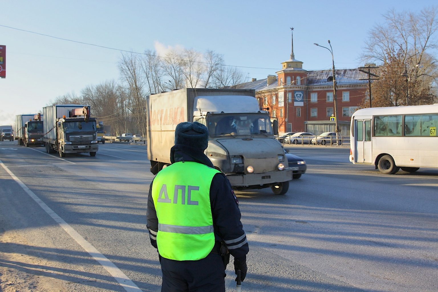 В новогодние праздники в Самарской области инспекторы ДПС усилят контроль на дорогах