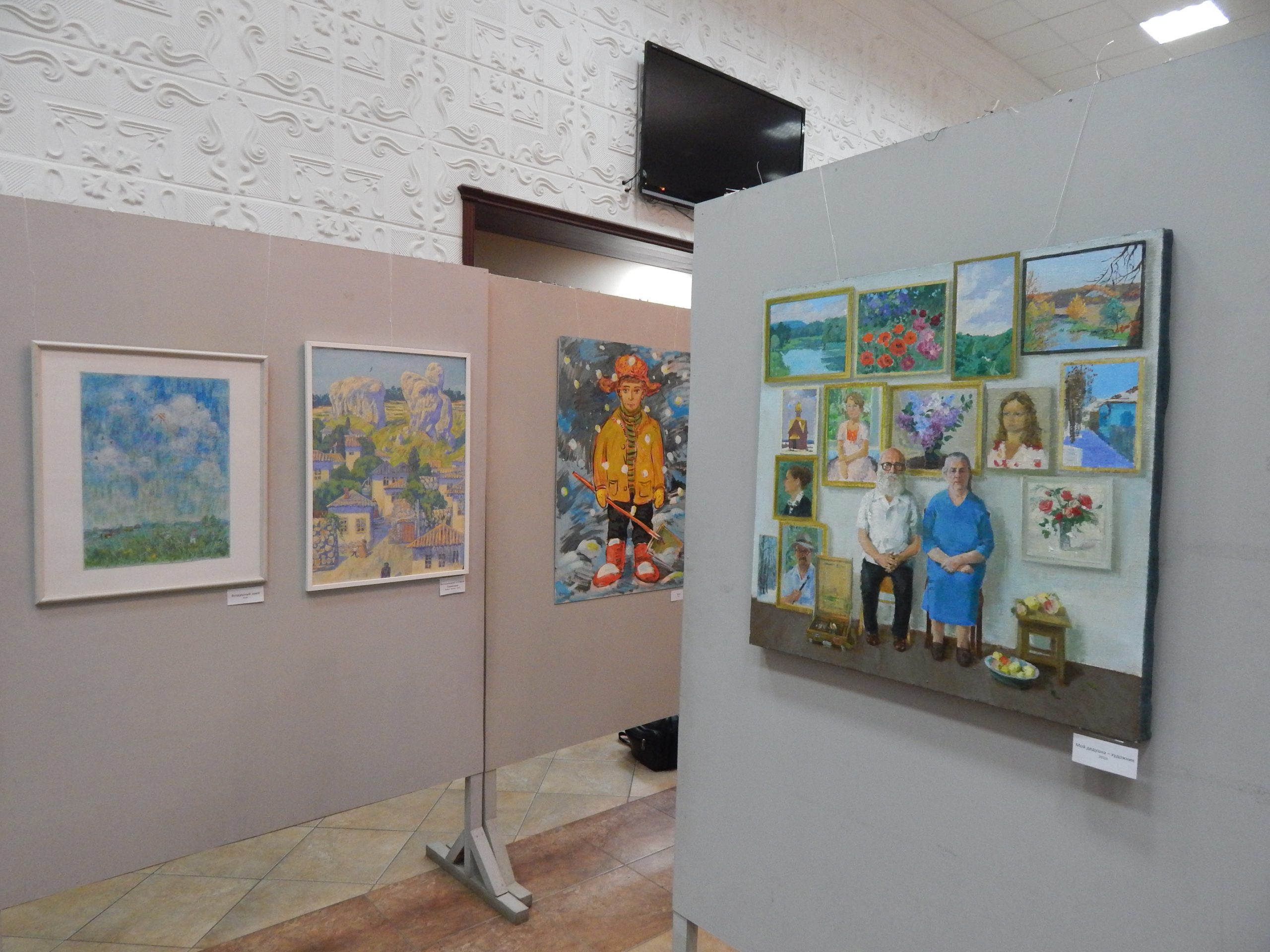 В Самаре открылась выставка разножанровой живописи