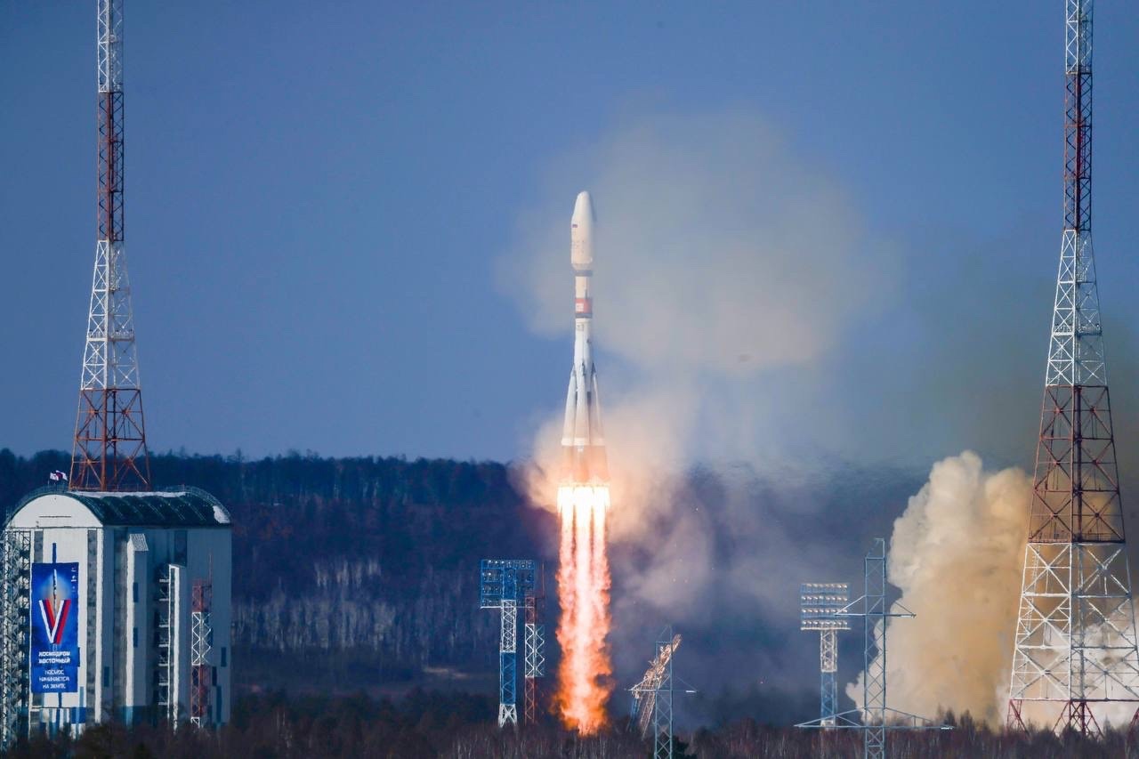 С космодрома «Восточный» стартовала самарская ракета со спутником «Метеор-М»