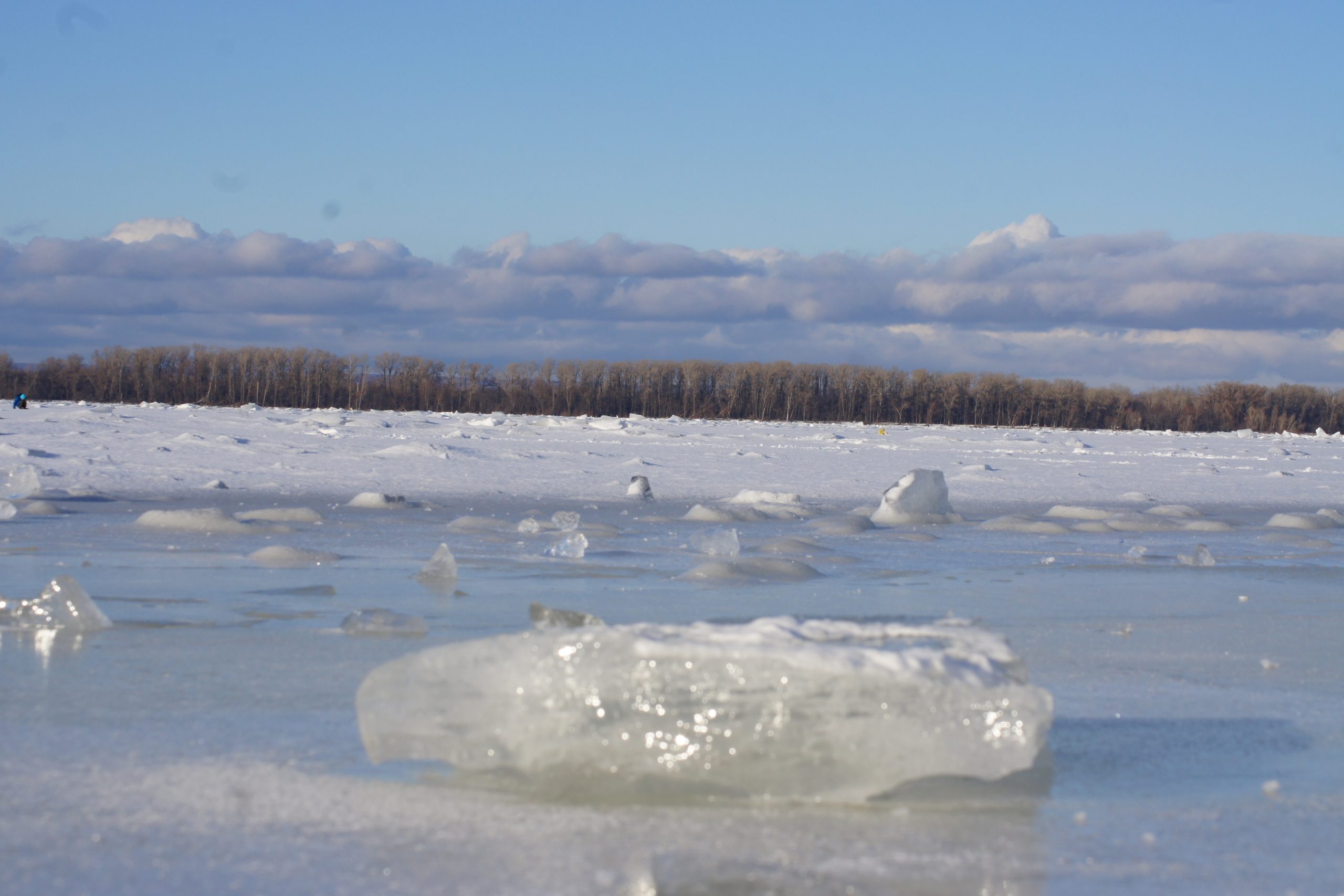 В Тольятти зафиксирован самый толстый лед на Волге