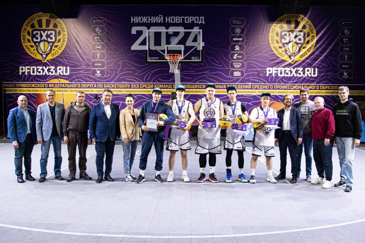 Самарские спортсмены взяли «серебро» на баскетбольном турнире ПФО