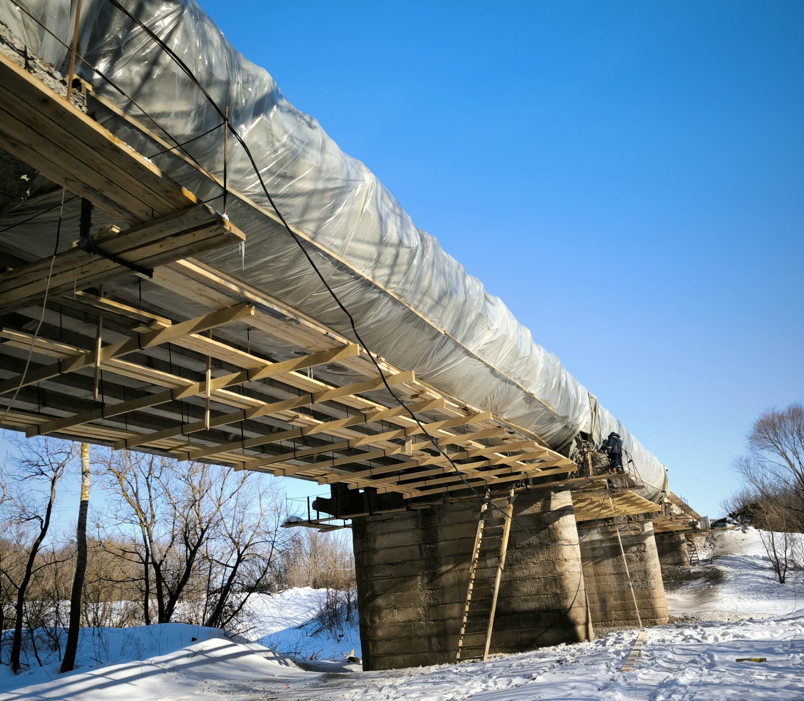 В Самарской области начали ремонтировать мост через реку Кондурчу