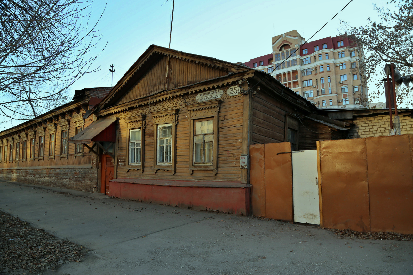 В Самарской области до конца года переселят из аварийного жилья более шести тысяч человек
