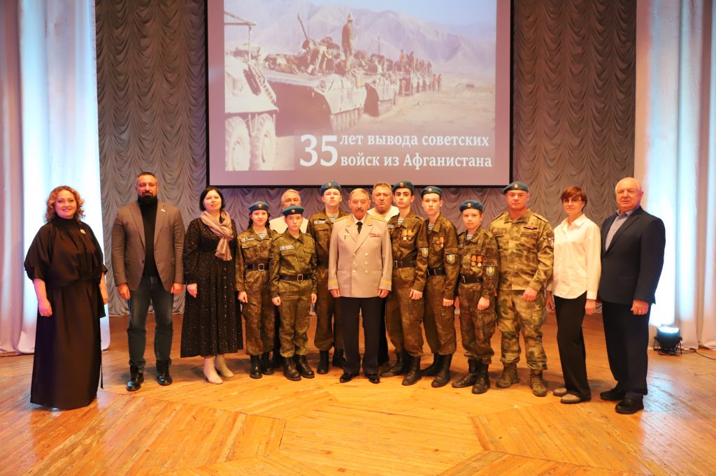 В Самаре прошла встреча с генералом-полковником в отставке Георгием Шпаком