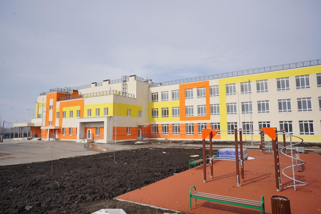 В строящейся школе в Волгаре идет отделка помещений