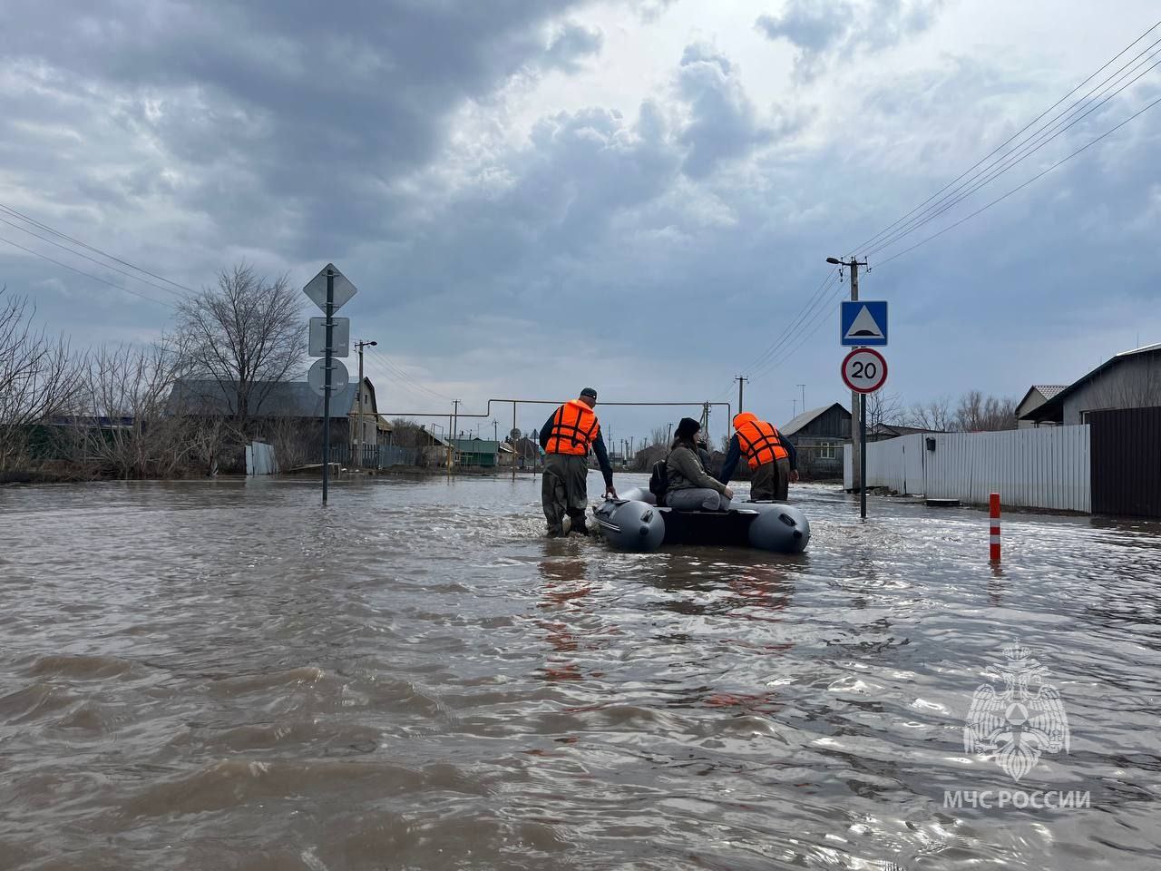 В Самарской области эвакуировали 816 человек из-за паводка 