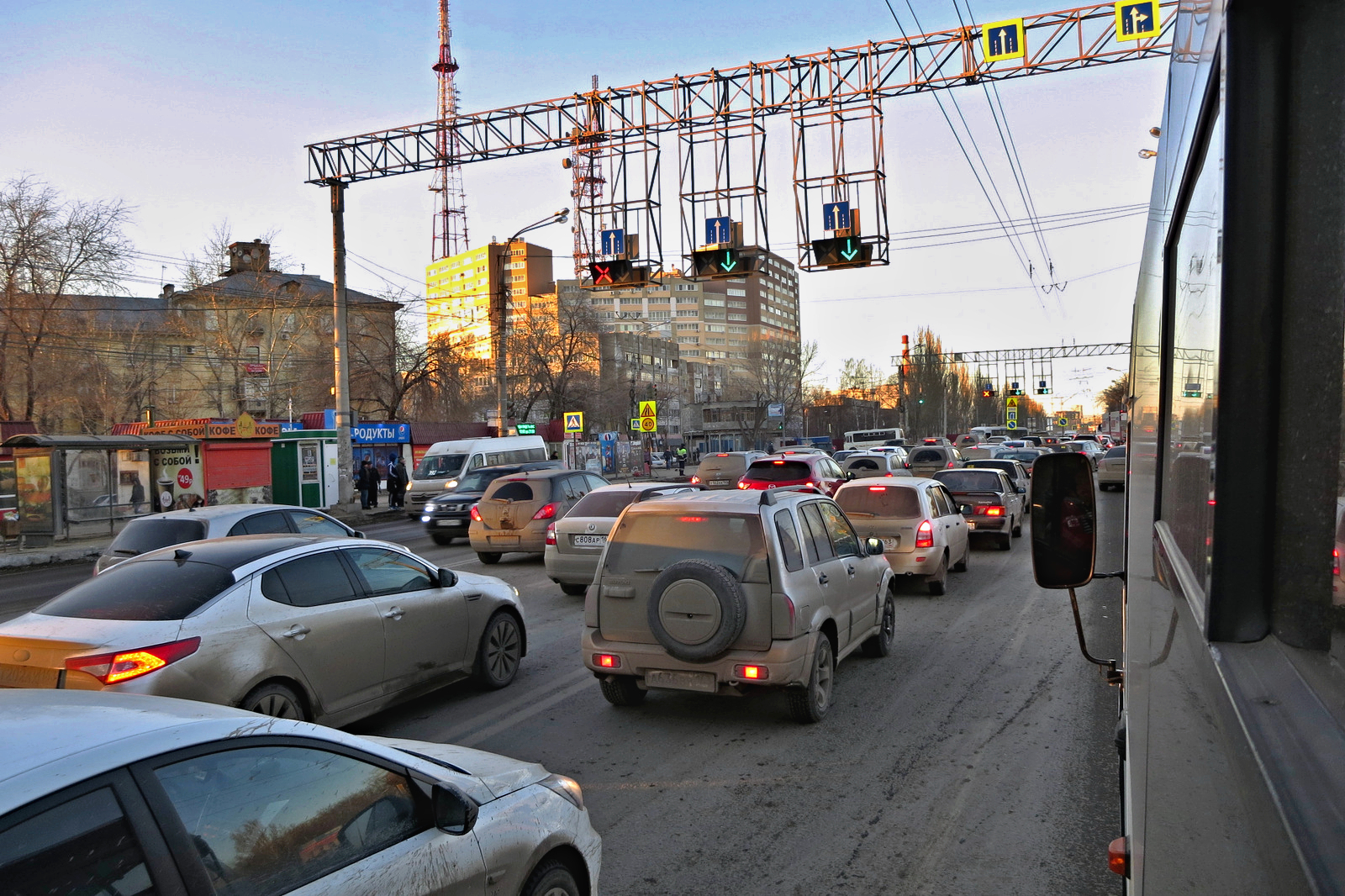 В Самарской области в 2024 году «поумнеют» 68 перекрестков