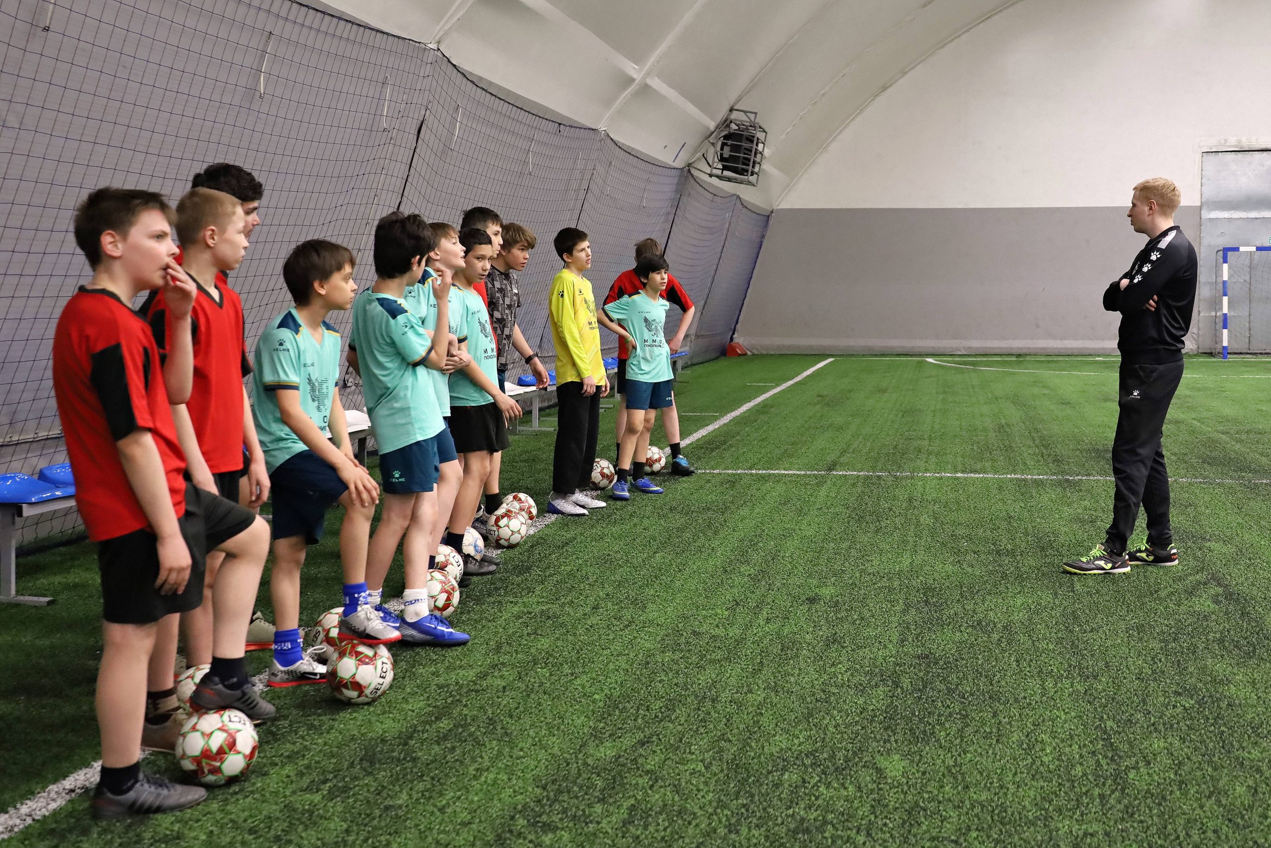 Юные футболисты из реабилитационного центра «Иволга» готовятся побеждать в Сочи