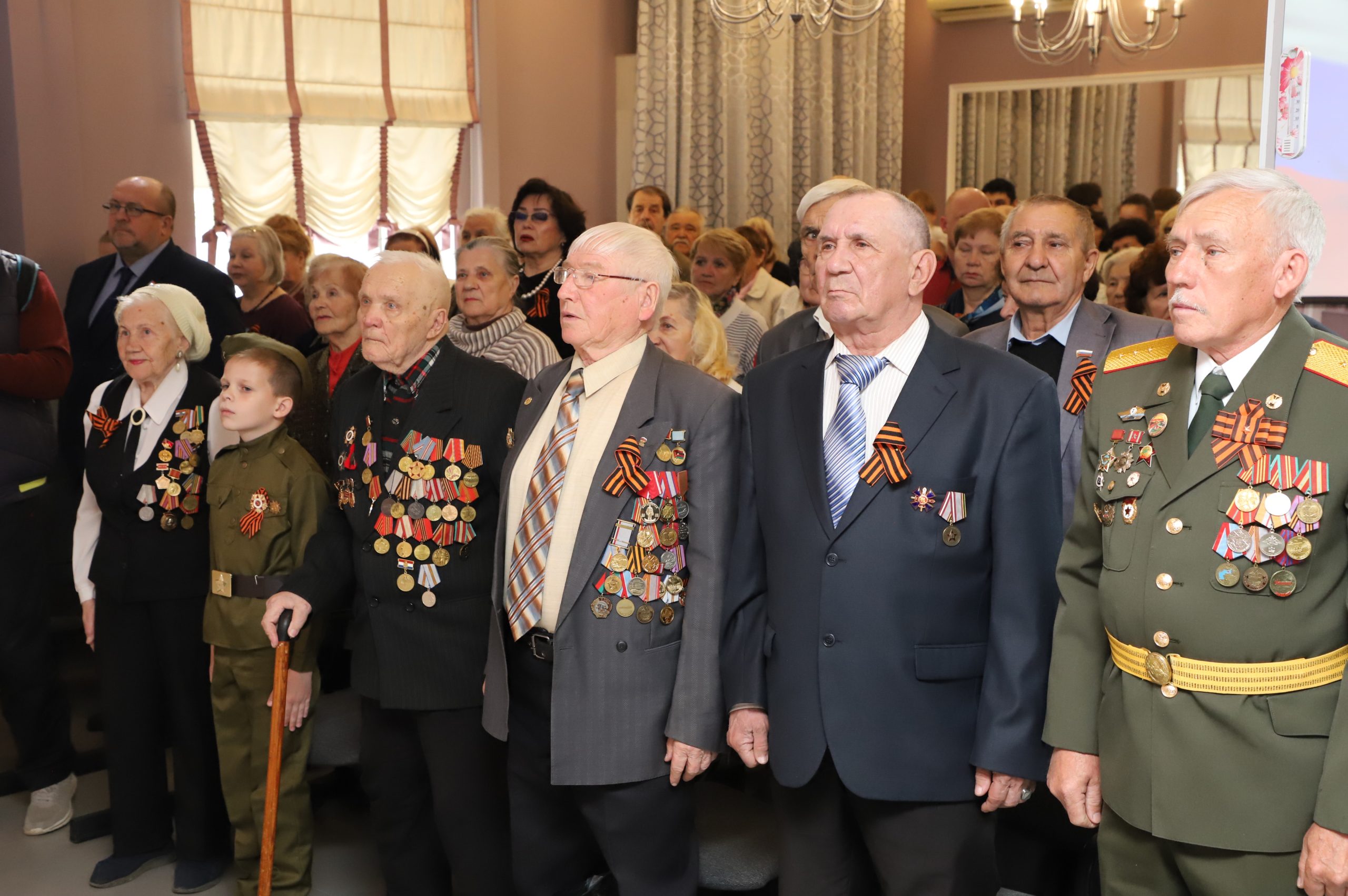 Во Дворце ветеранов состоялась праздничная встреча «Эхо Победы в наших сердцах»