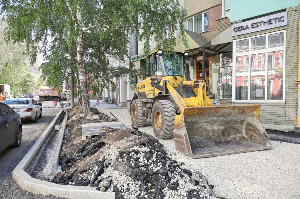 В Самаре на улице Садовой продолжаются ремонтные работы