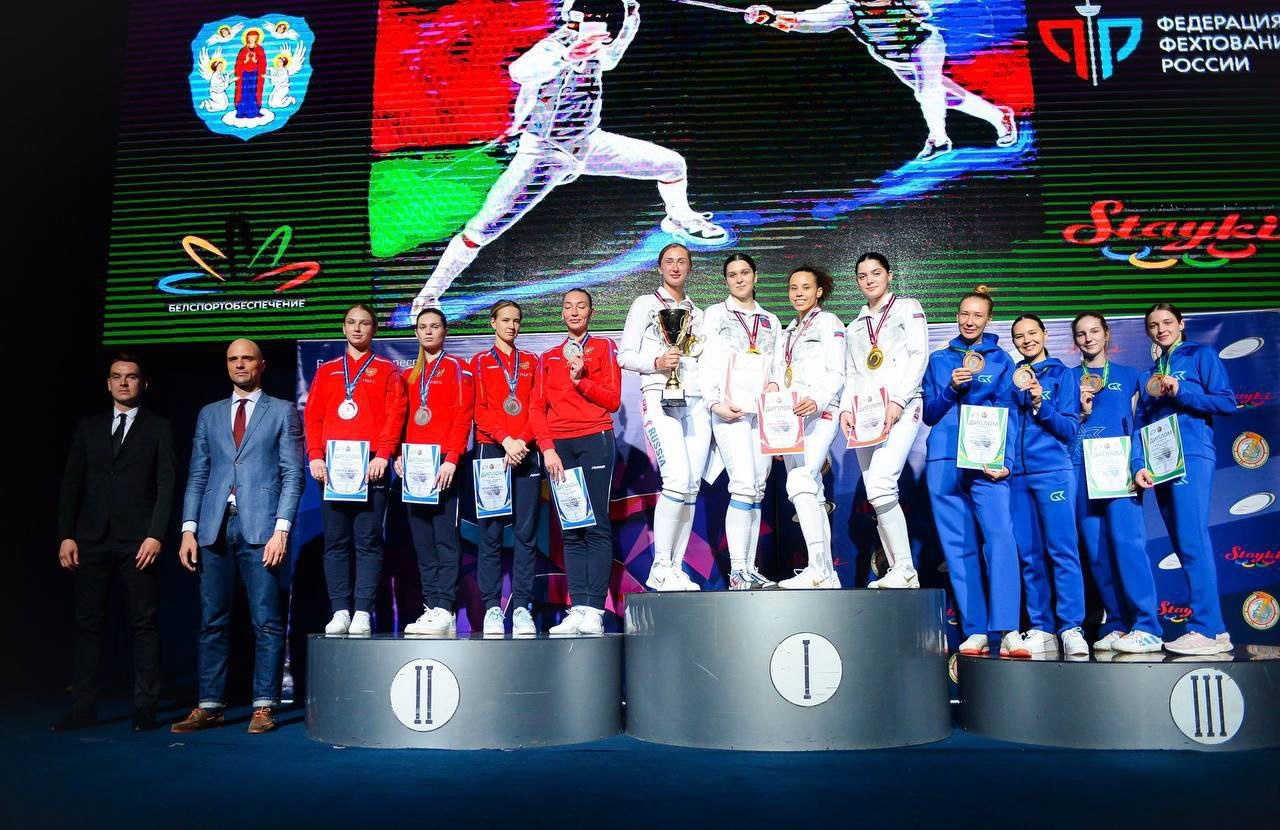 Самарчанки выиграли «бронзу» чемпионата России и Белоруссии по фехтованию