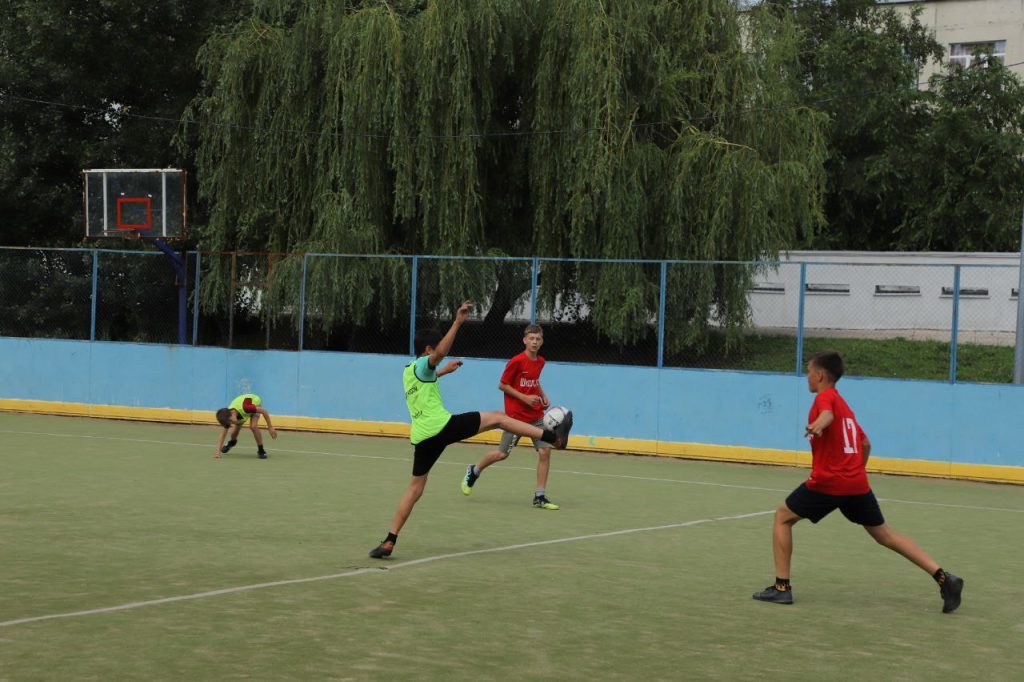 В Самаре проходит турнир дворовых команд по футболу