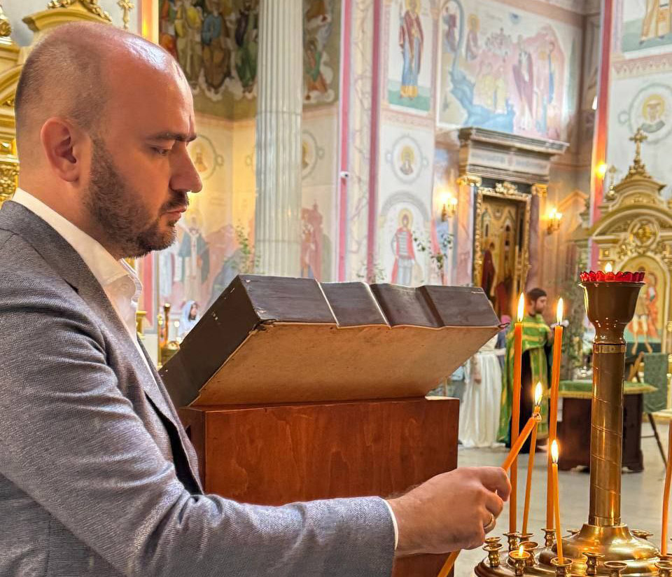 Врио губернатора Самарской области Вячеслав Федорищев поздравил православных христиан с праздником Святой Троицы