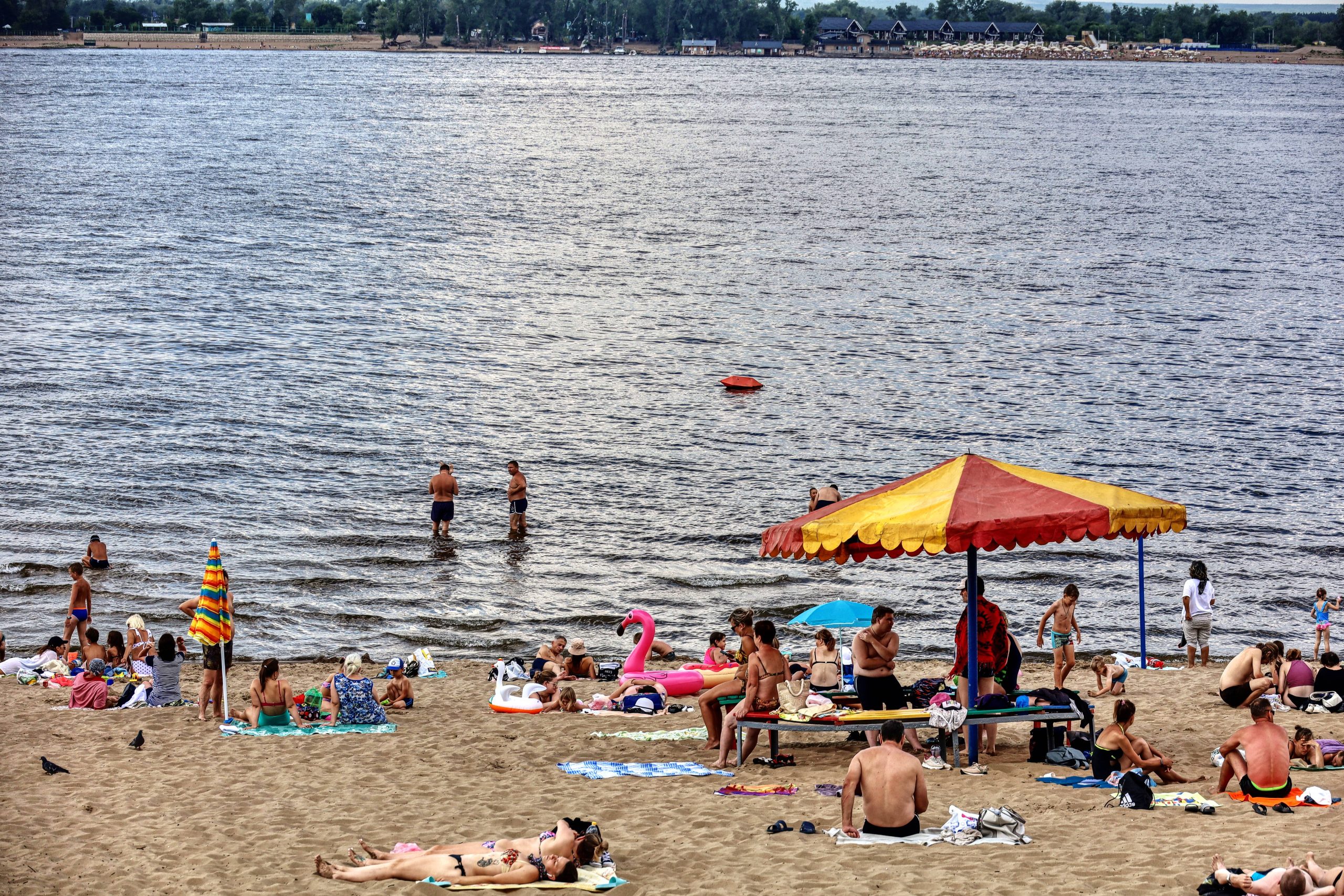 Роспотребнадзор назвал 16 пляжей Самарской области, где лучше не купаться